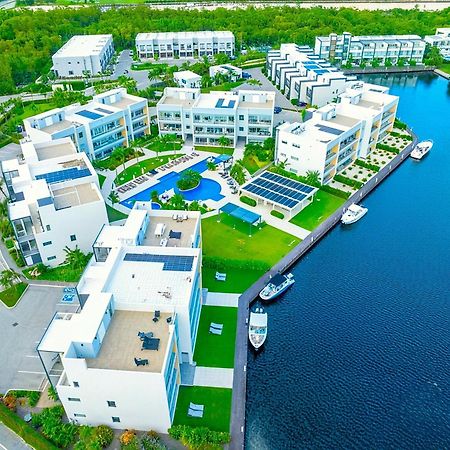 Cayman Luxury Rentals At One Canal Point George Town Zewnętrze zdjęcie