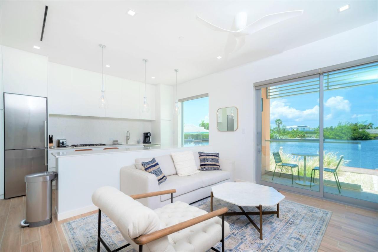 Cayman Luxury Rentals At One Canal Point George Town Zewnętrze zdjęcie