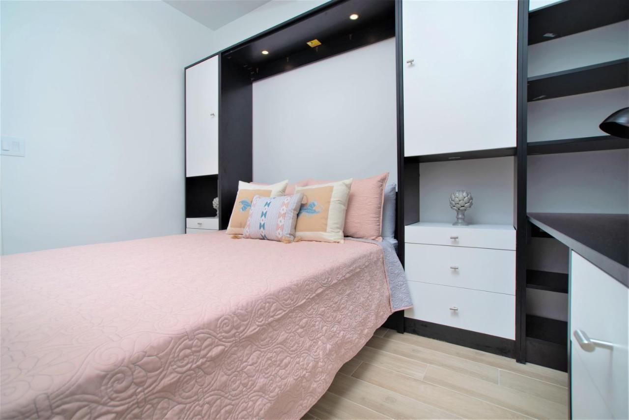 Cayman Luxury Rentals At One Canal Point George Town Zewnętrze zdjęcie