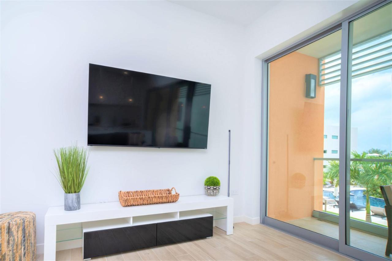 Cayman Luxury Rentals At One Canal Point George Town Zewnętrze zdjęcie